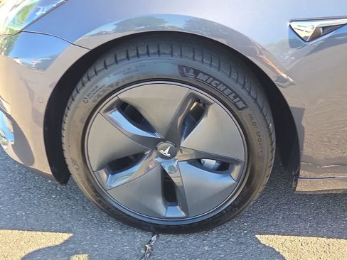 Used 2019 Tesla Model 3 Long Range AWD/4WD image 16