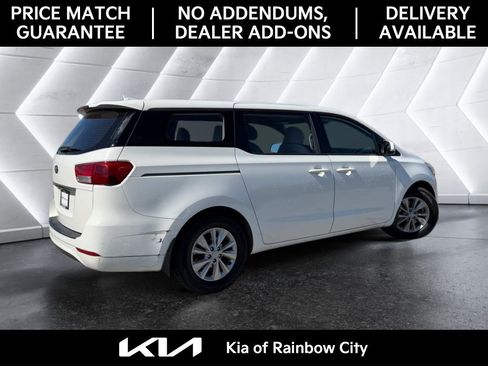 Used 2016 Kia Sedona L FWD image 5