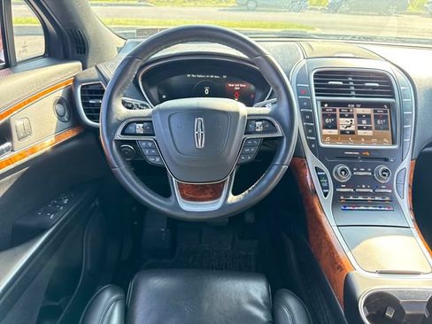 Used 2019 Lincoln Nautilus Reserve AWD/4WD image 20