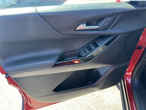 Certified 2025 Chevrolet Equinox LT image 6