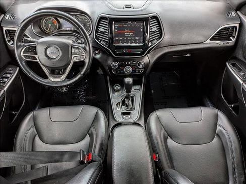 Used 2019 Jeep Cherokee High Altitude AWD/4WD image 18