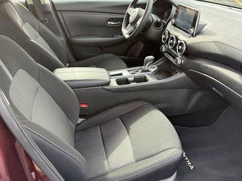 Used 2024 Nissan Sentra SV image 11