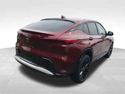 Used 2024 Buick Envista Sport Touring w/ Convenience I Package image 2