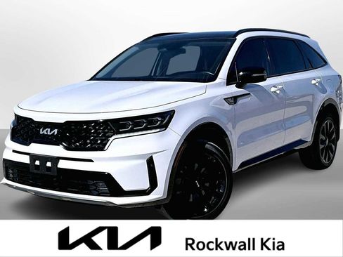 Certified 2022 Kia Sorento SX image 1