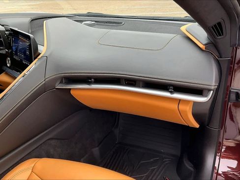 Used 2023 Chevrolet Corvette Stingray Premium Conv w/ Z51 Performance Package image 21