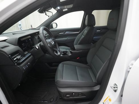 Used 2026 GMC Terrain AT4 image 7