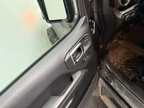 Used 2022 Jeep Wrangler Unlimited Rubicon w/ Trailer Tow Package image 24