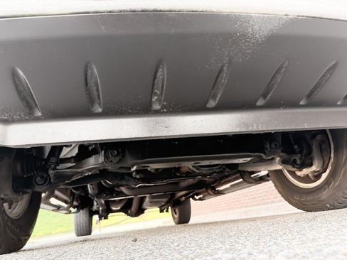Used 2010 Dodge Ram 1500 Truck SLT AWD/4WD image 35