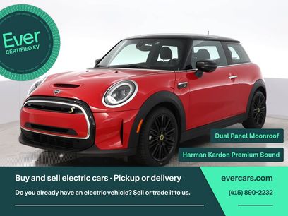 Used 2024 MINI Cooper SE w/ Signature Upholstery Package