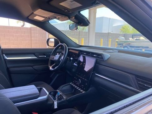 Used 2025 GMC Terrain Elevation FWD image 5