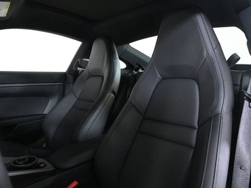 Certified 2022 Porsche 911 Carrera image 5