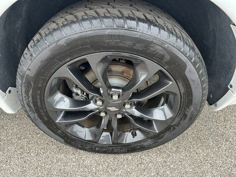 Used 2023 Dodge Durango R/T RWD image 7