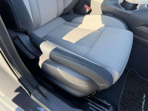 Certified 2025 Subaru Outback Premium image 11