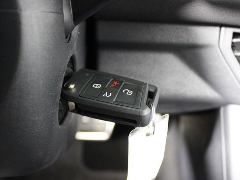 Used 2025 Volkswagen Jetta Sport FWD image 22