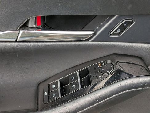 Used 2025 MAZDA CX-30 AWD 2.5 S w/ Preferred Package image 14