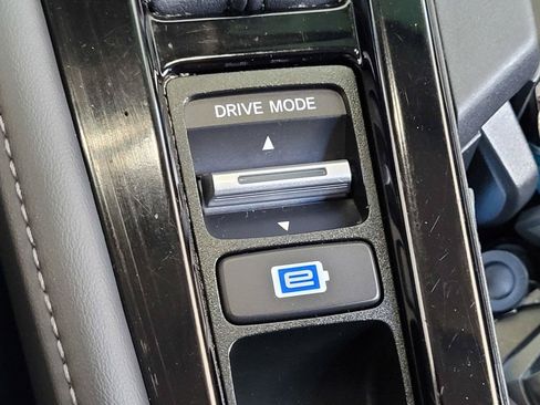 Used 2023 Honda Accord Touring image 16