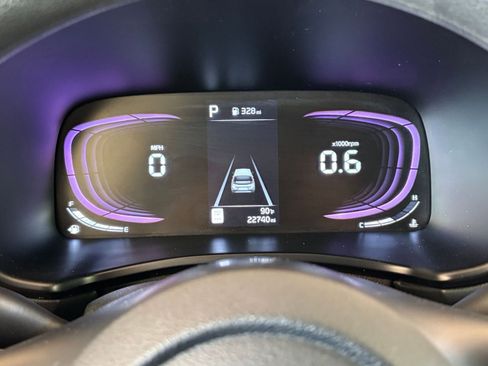 Used 2025 Kia Soul LX w/ LX Technology Package FWD image 38