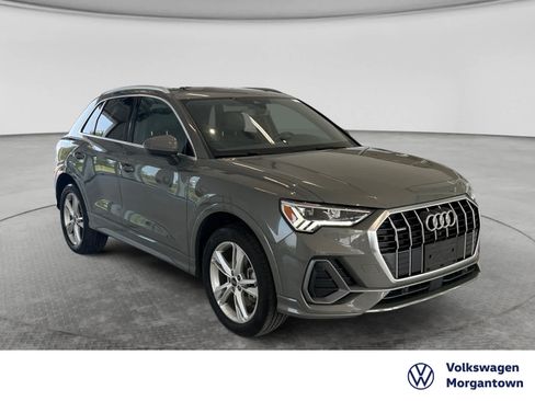 Used 2024 Audi Q3 2.0T Premium AWD/4WD image 3
