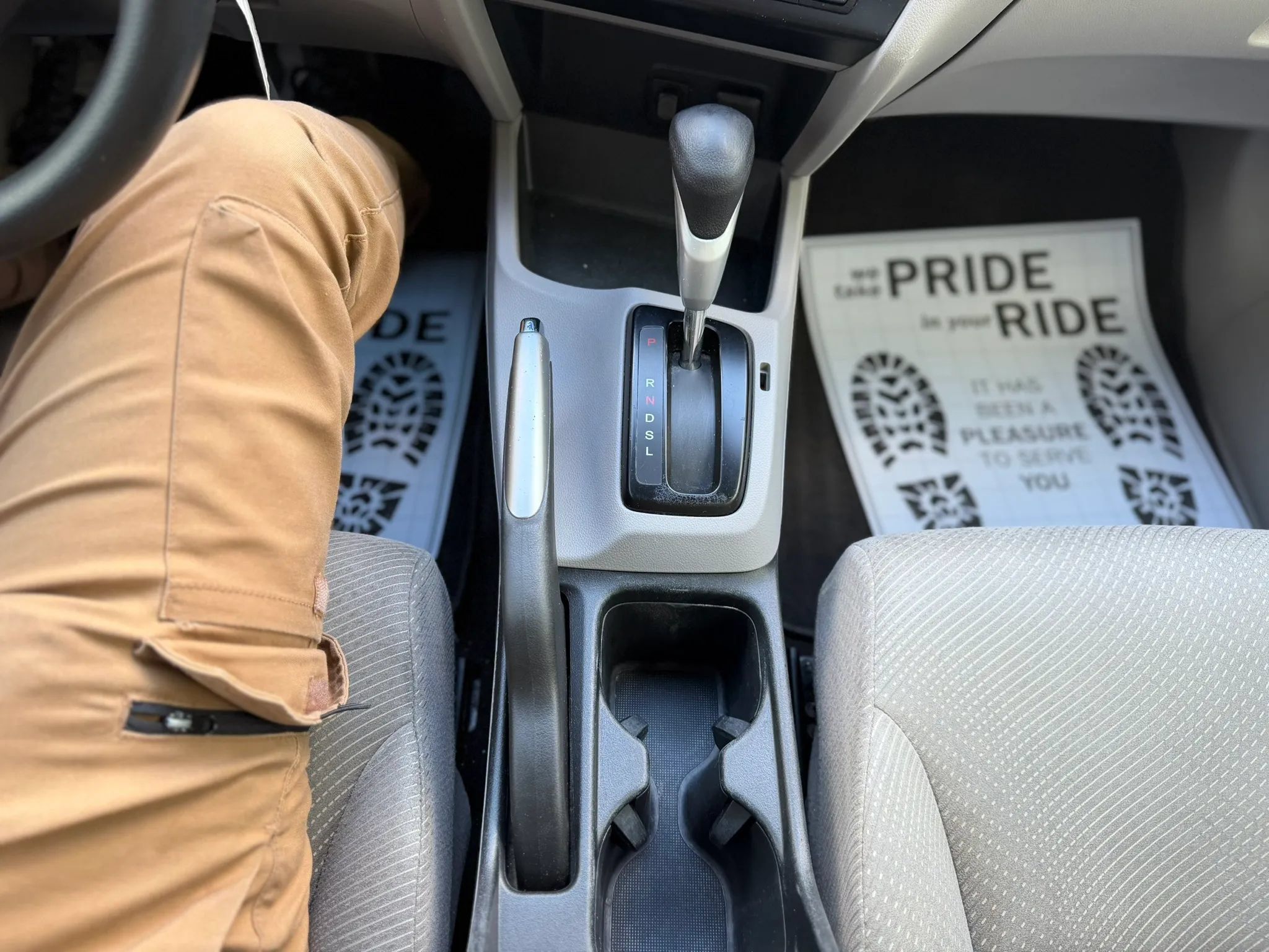 Used 2012 Honda Civic Hybrid Sedan image 32