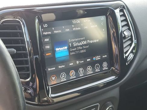 Used 2020 Jeep Compass Limited AWD/4WD image 26