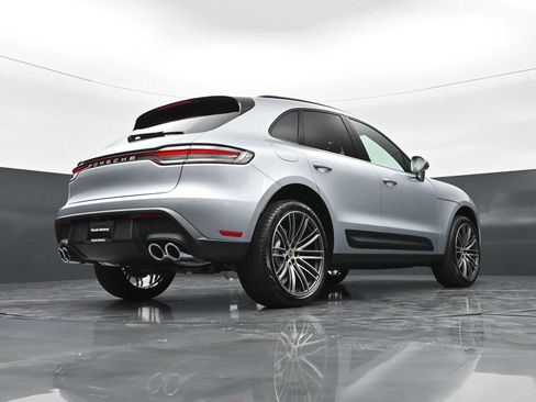 New 2026 Porsche Macan AWD/4WD image 40
