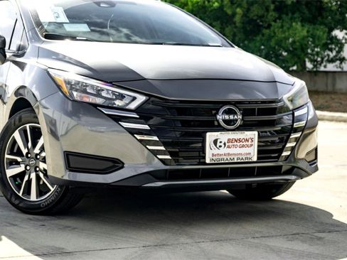 New 2025 Nissan Versa SV w/ Trunk Package image 3