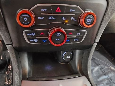 Used 2023 Dodge Charger GT w/ Technology Group image 19