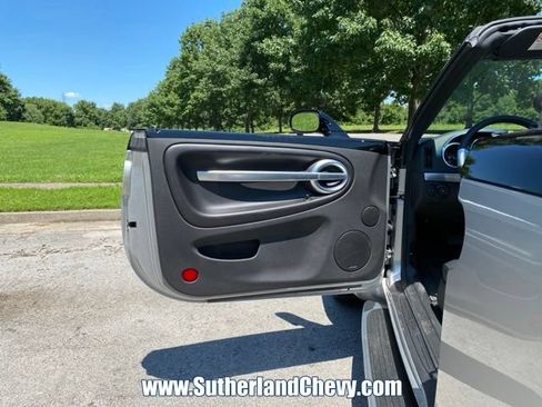 Used 2006 Chevrolet SSR w/ Preferred Equipment Group RWD image 20