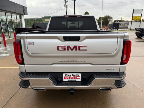 Used 2020 GMC Sierra 1500 SLT image 4