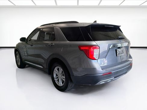 Used 2022 Ford Explorer XLT w/ Equipment Group 202A RWD image 6