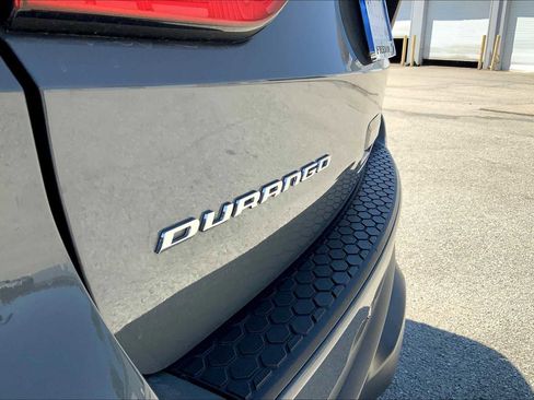 Used 2023 Dodge Durango SXT Launch Edition image 18