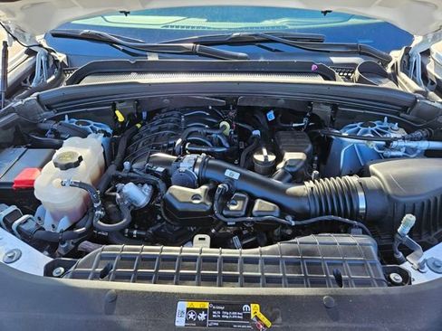 Used 2024 Jeep Grand Cherokee Limited image 22