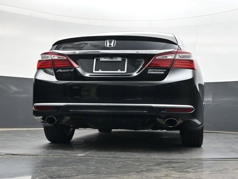 Used 2017 Honda Accord Sport Special Edition image 30