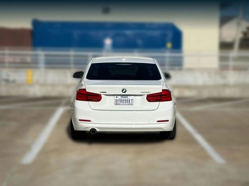 Used 2018 BMW 320i xDrive Sedan image 7