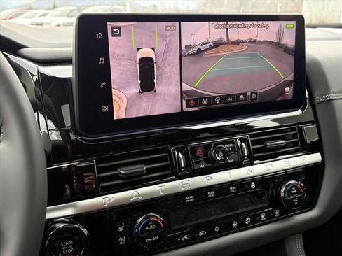 New 2026 Nissan Pathfinder Platinum image 10