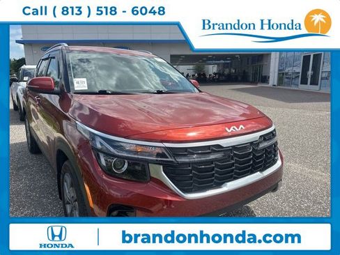 Used 2024 Kia Seltos S image 1