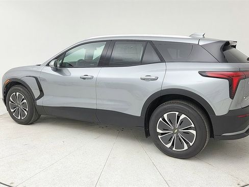 New 2025 Chevrolet Blazer EV LT image 4