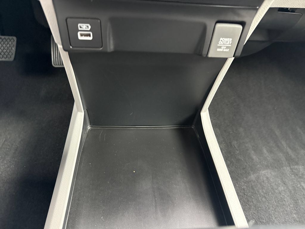 Certified 2024 Honda Odyssey EX-L image 33