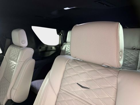 Used 2026 Cadillac Escalade Platinum Sport w/ LPO, Floor Liner Package image 34