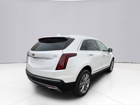 Used 2023 Cadillac XT5 Premium Luxury w/ Technology Package AWD/4WD image 14