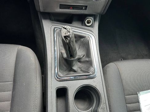 Used 2012 Dodge Challenger R/T w/ Electronics Convenience Group RWD image 18