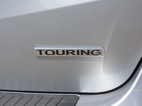 New 2026 Honda Odyssey Touring image 8