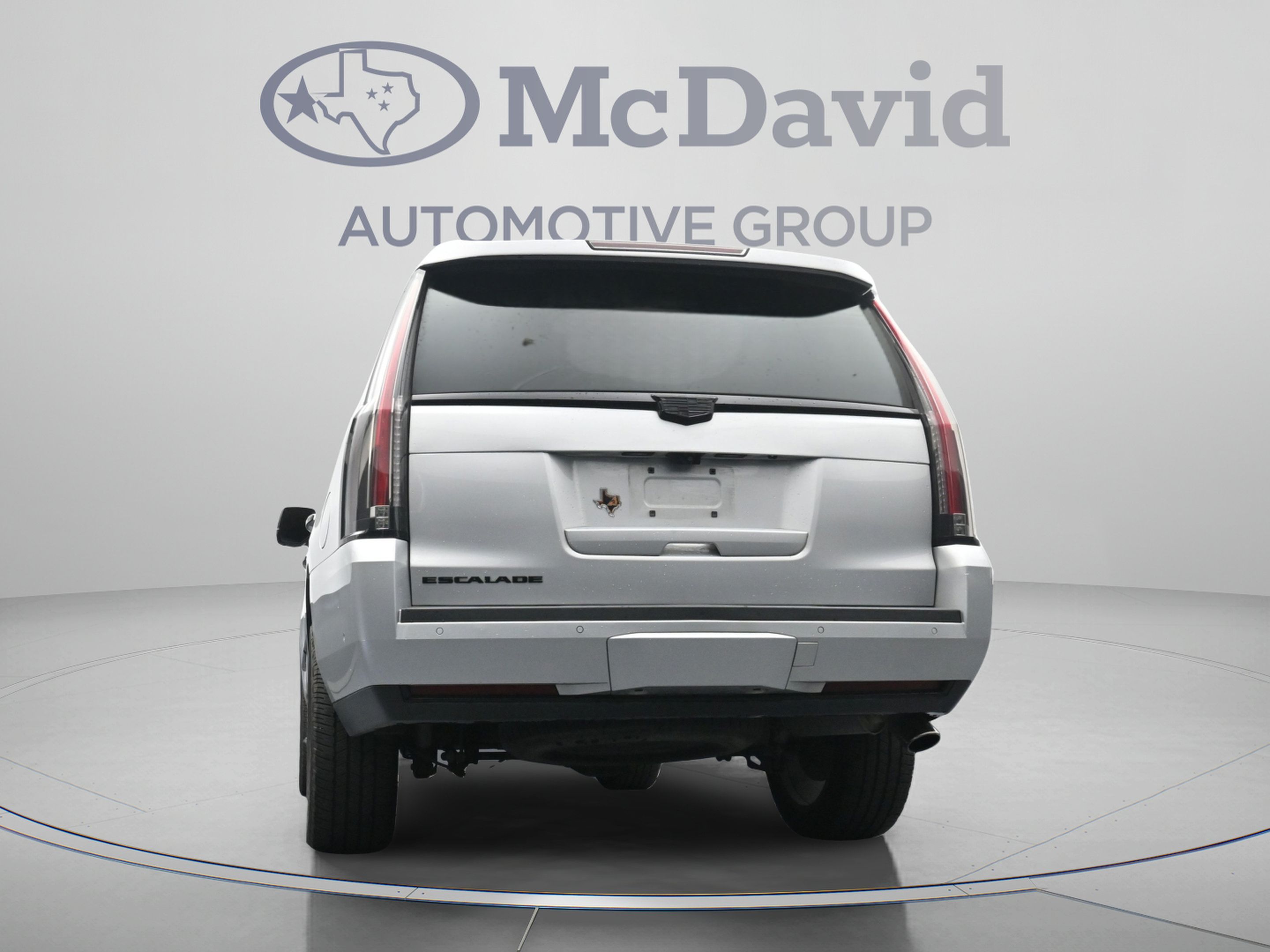 Used 2019 Cadillac Escalade Luxury w/ LPO, Radiant Package AWD/4WD image 31