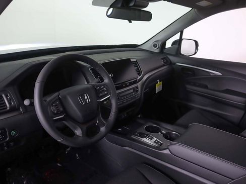 New 2026 Honda Ridgeline Sport image 16