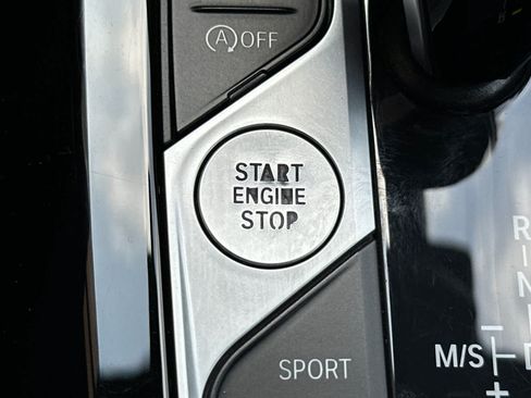 Used 2023 BMW X3 sDrive30i w/ M Sport Package RWD image 23