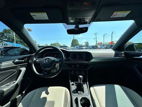 Used 2021 Volkswagen Jetta R-Line FWD image 20