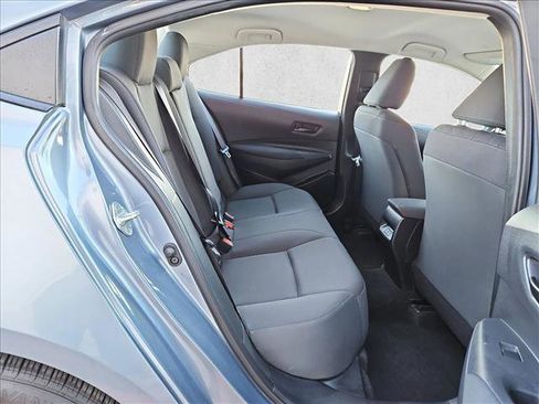Used 2023 Toyota Corolla LE image 19