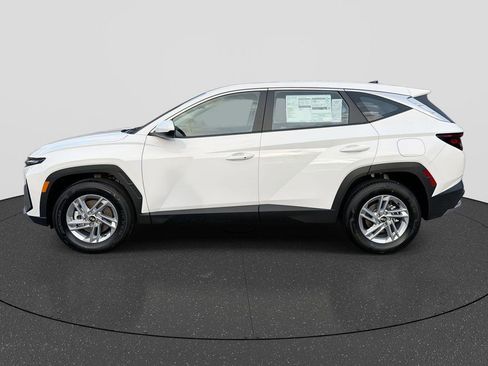 New 2026 Hyundai Tucson SE image 5