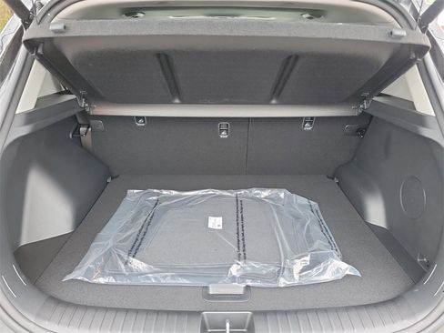 New 2025 Kia Seltos SX w/ SX Sunroof Package image 29