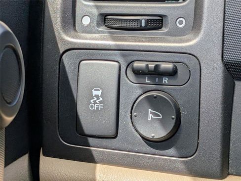 Used 2011 Honda CR-V EX-L image 18